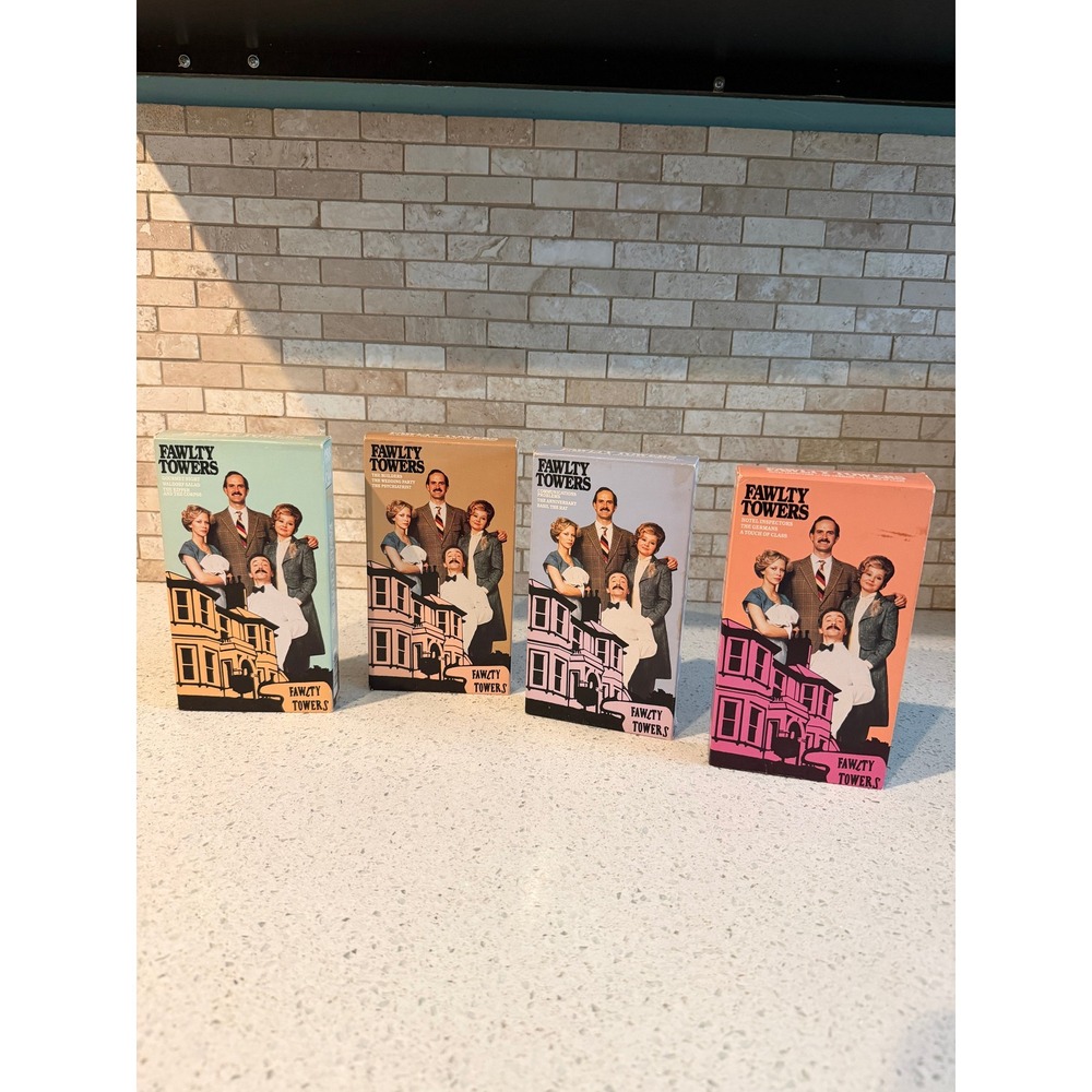 Fawlty Towers The Complete Set (VHS, 1992) 4 VHS tapes